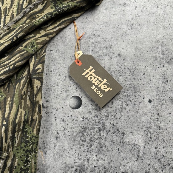 New NWT Howler Bros Loggerhead Hoodie Mens Medium Swamp Country Camo Pocket - Picture 10 of 11